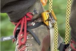 Valbebeiliging bij rope access. Valbebeiliging bij rope access.